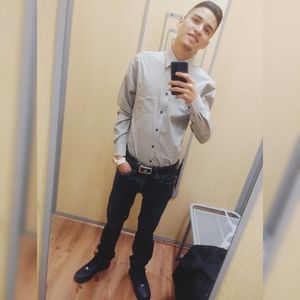 Meet your Posher, Edgardo